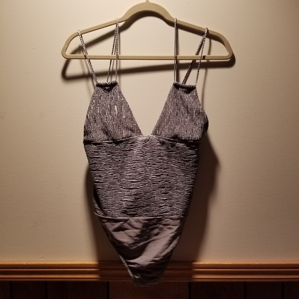 🍁🌺Urban Outfitters Out from Under metallic texture bodysuit w adjustable strap
